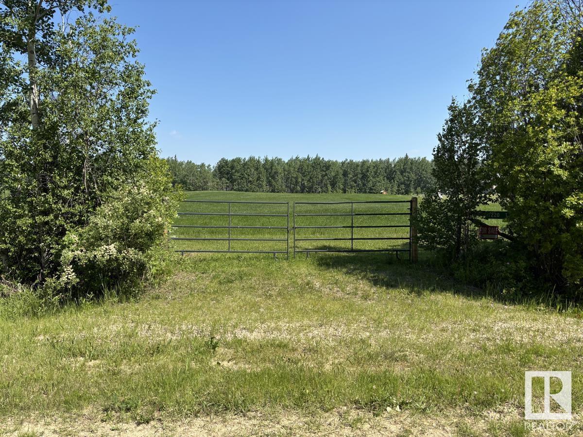Photo 2 of 7220 Twp Road 532, Rural Parkland County AB
