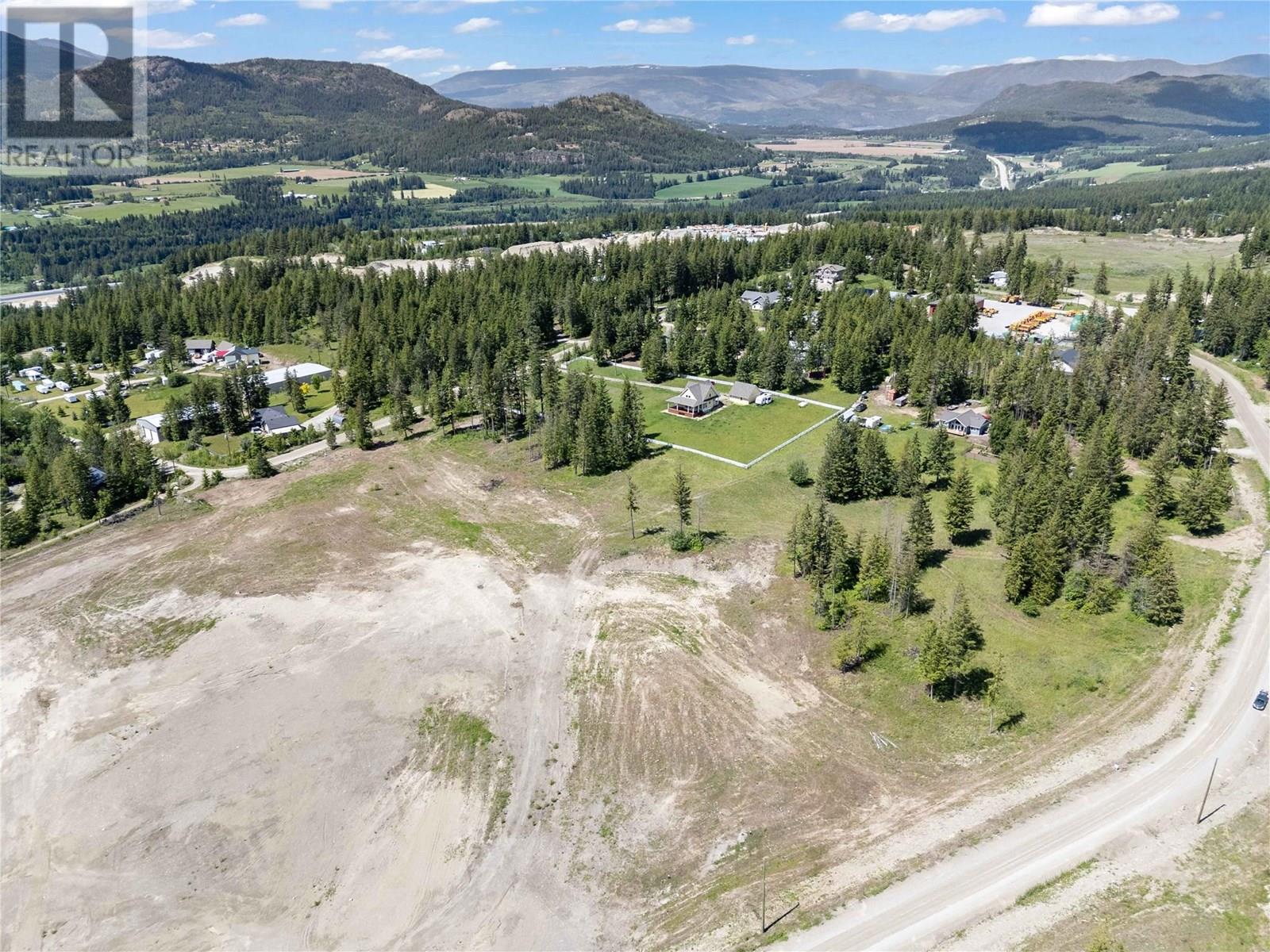 Photo 9 of 3682 Ford Road, Tappen BC