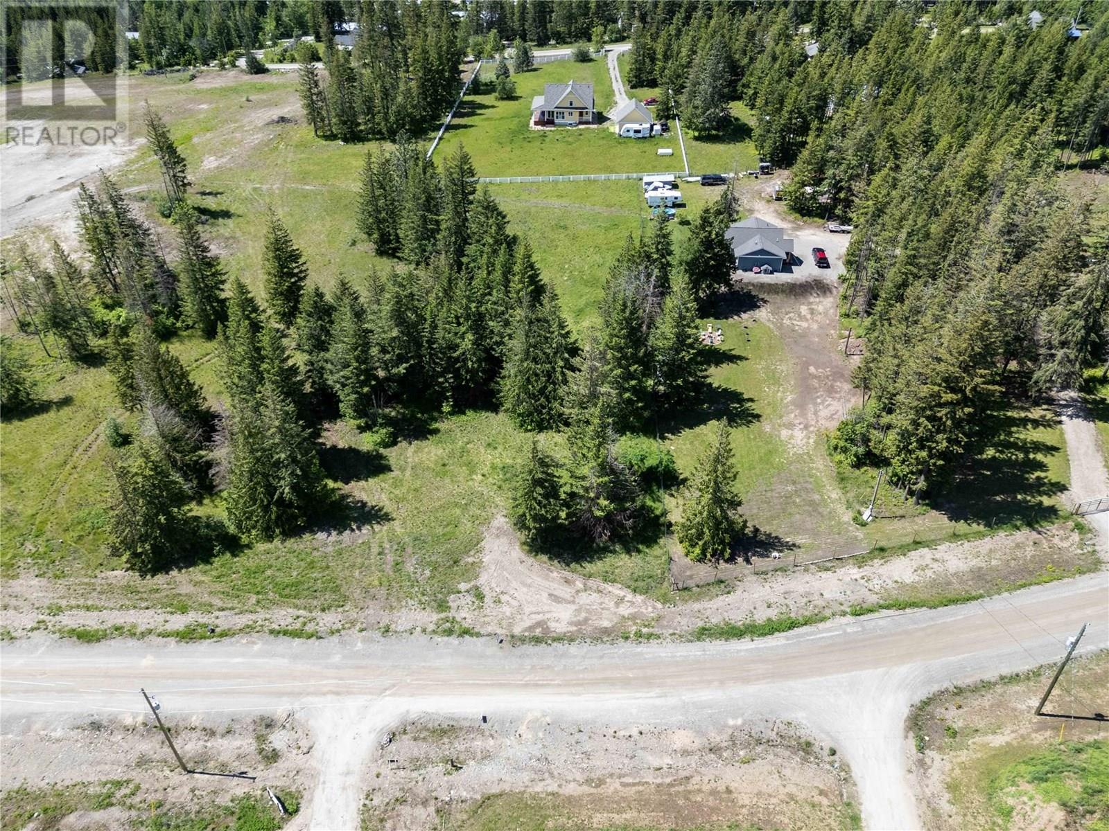 Photo 14 of 3682 Ford Road, Tappen BC