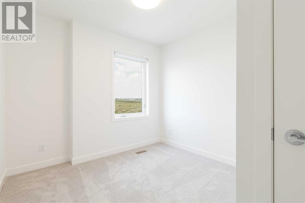 Single Family House for Sale in    Avenue SE Belvedere Calgary 