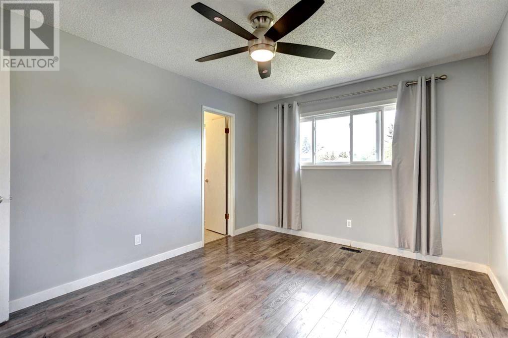 Single Family House Bi-level for Sale in  Braeside Drive SW Braeside Calgary 