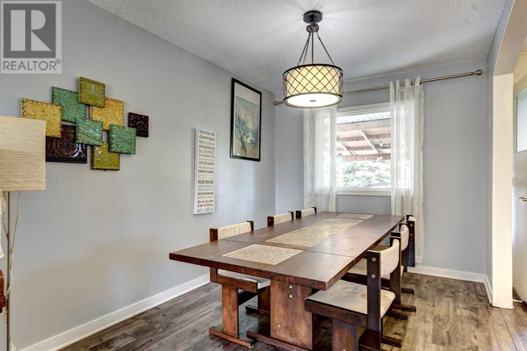 Single Family House Bi-level for Sale in  Braeside Drive SW Braeside Calgary 