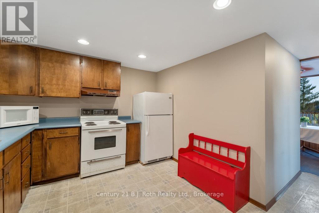Photo 7 of 1033 Bayview Point Road, Lake Of Bays ON