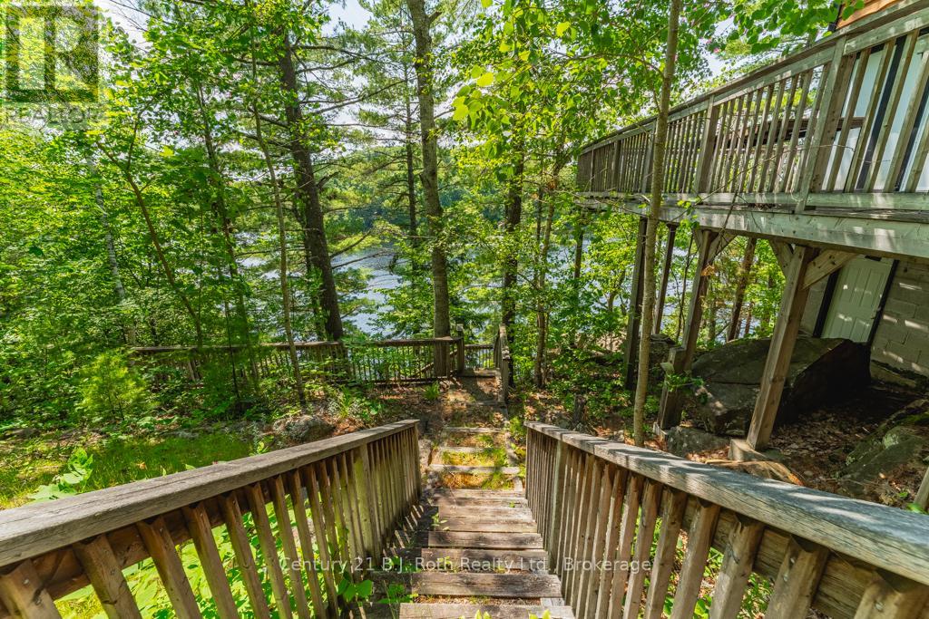 Photo 20 of 1033 Bayview Point Road, Lake Of Bays ON