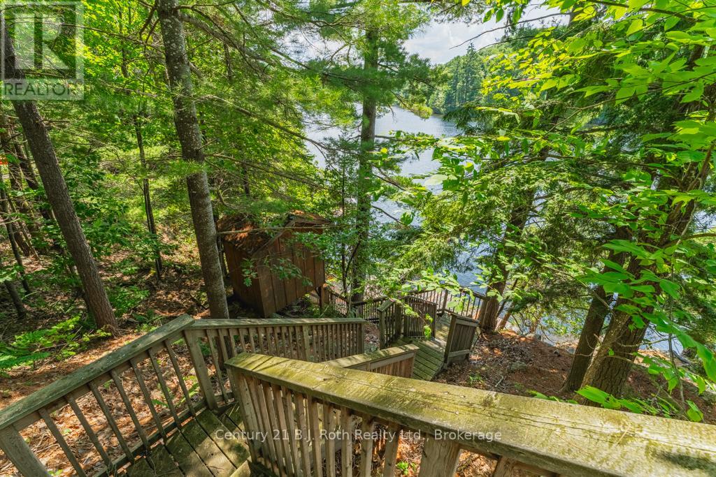 Photo 19 of 1033 Bayview Point Road, Lake Of Bays ON