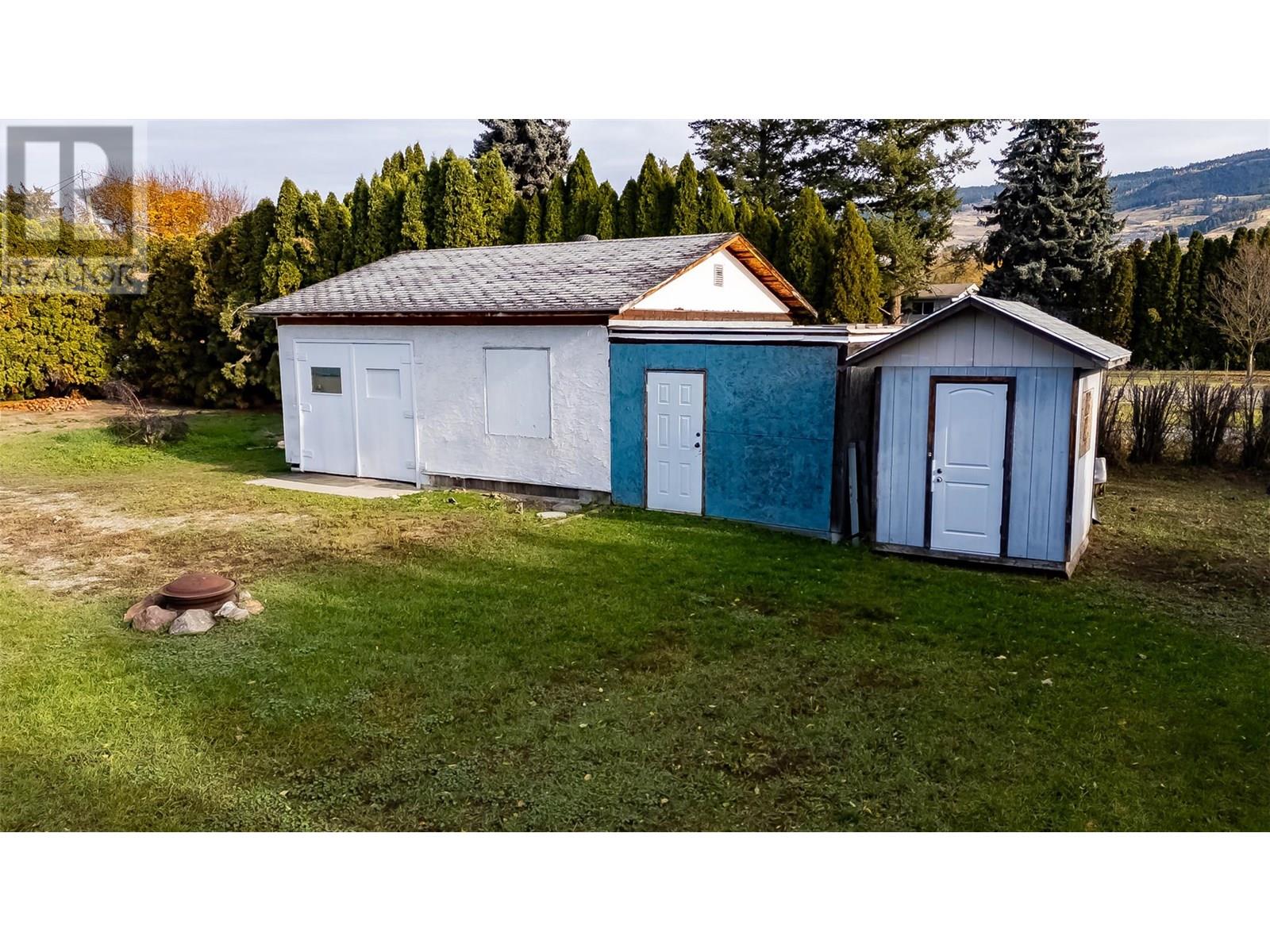  375 Edith Gay Road, Kelowna