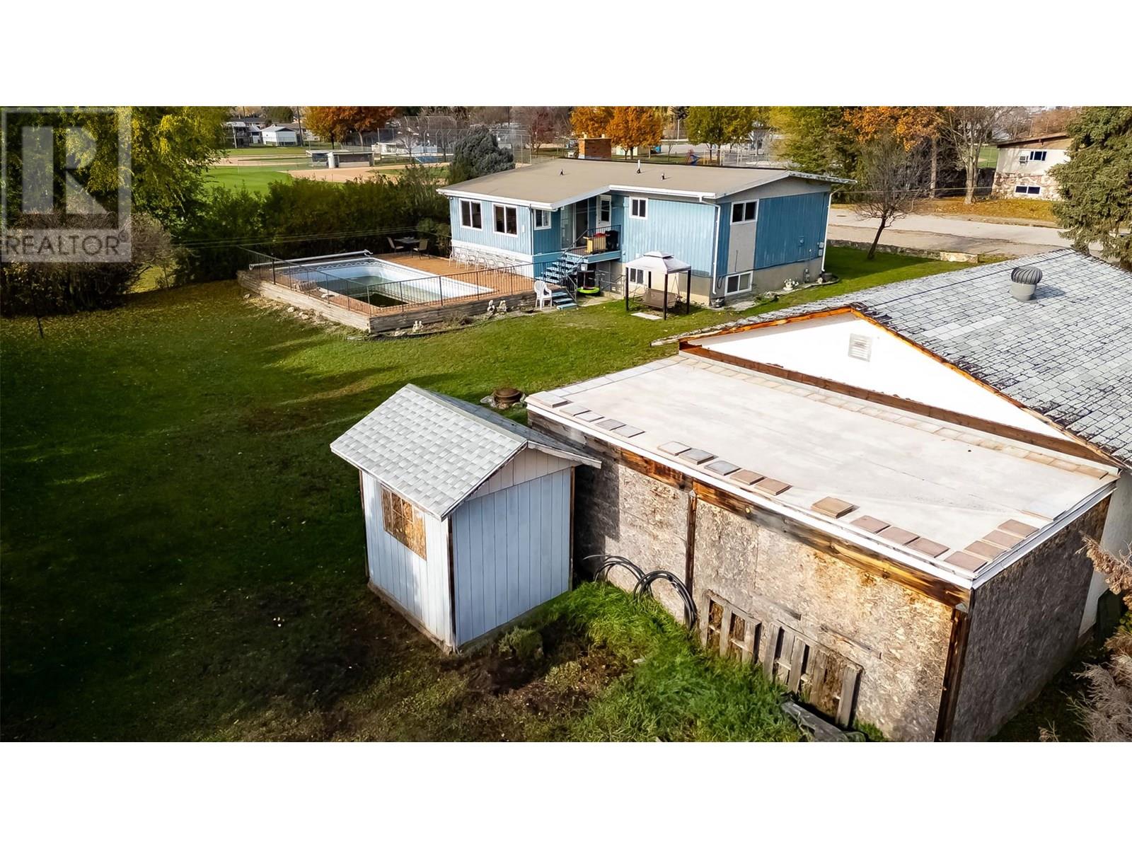  375 Edith Gay Road, Kelowna