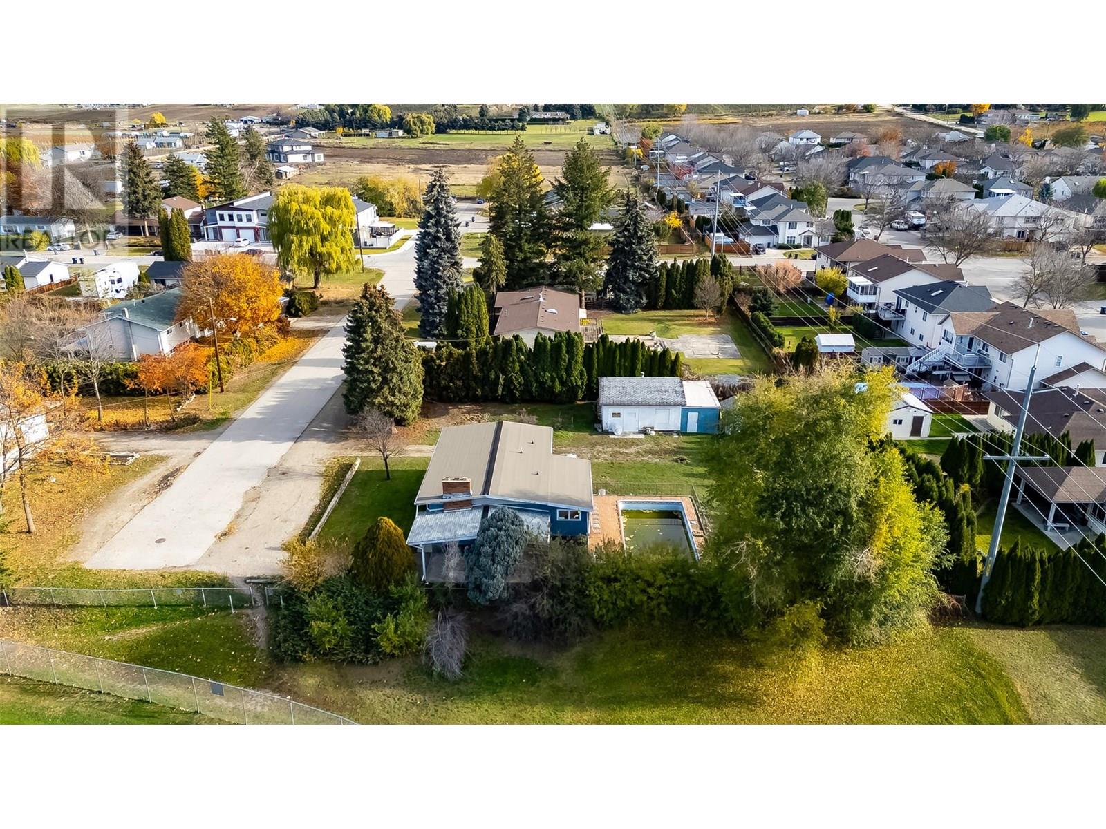  375 Edith Gay Road, Kelowna