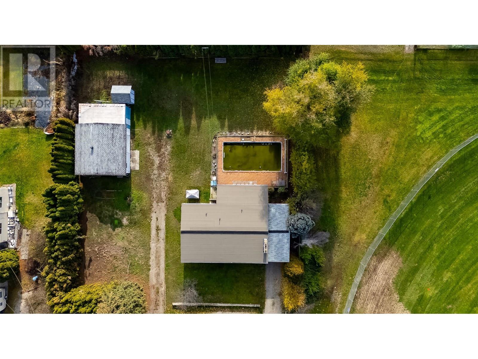  375 Edith Gay Road, Kelowna