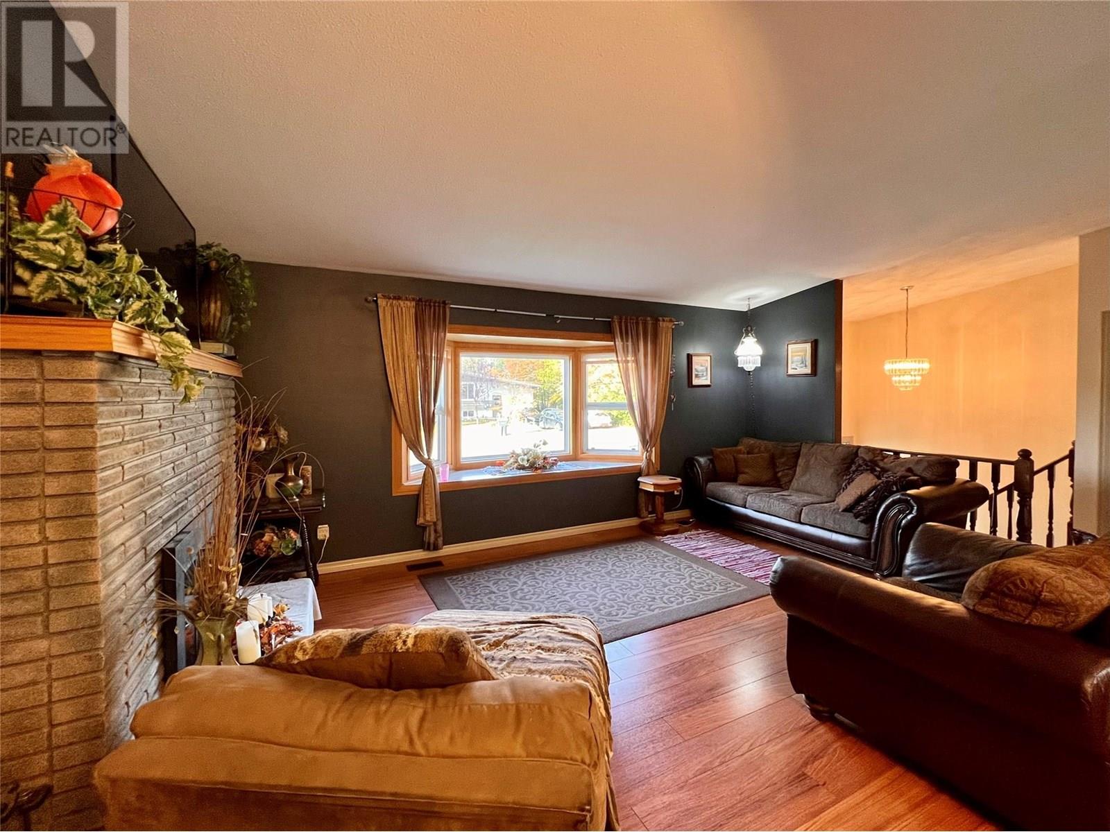  375 Edith Gay Road, Kelowna