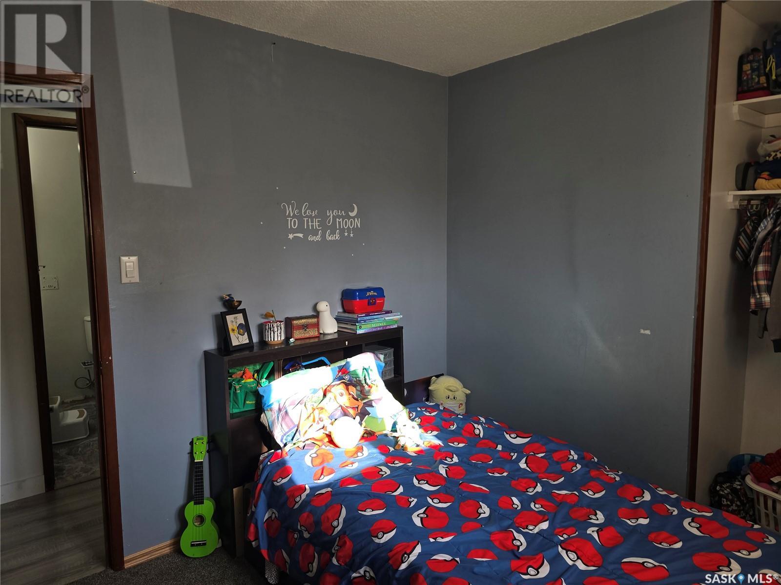 Photo 13 of 212 8th Street E, Wynyard SK