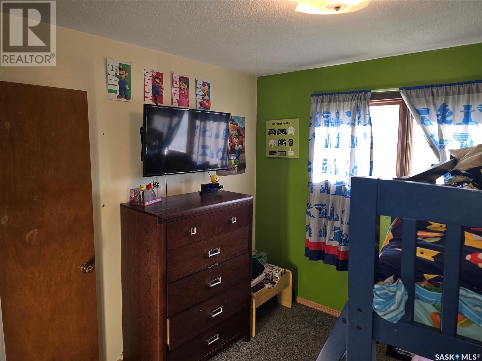 Photo 22 of 212 8th Street E, Wynyard SK