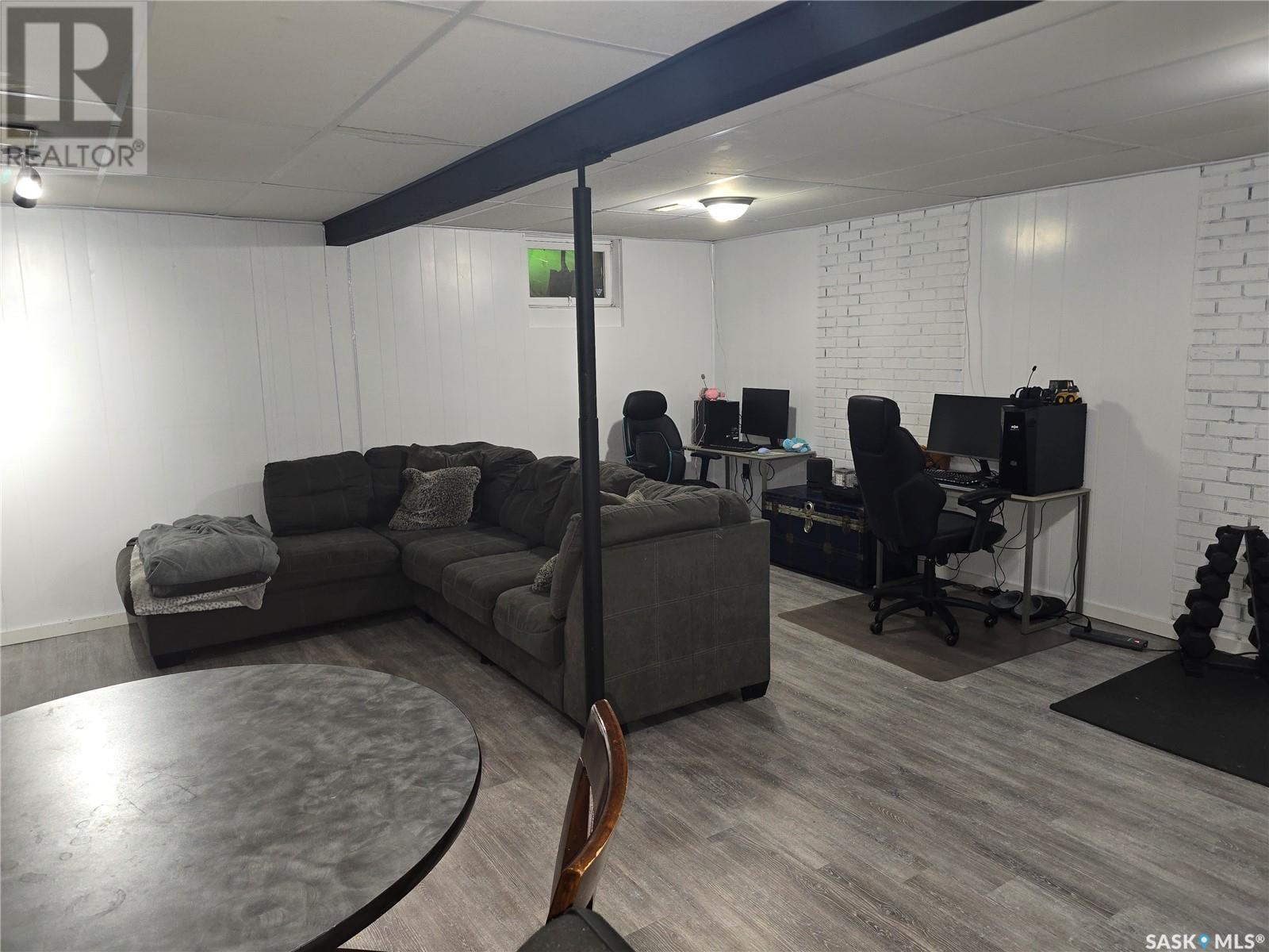 Photo 27 of 212 8th Street E, Wynyard SK