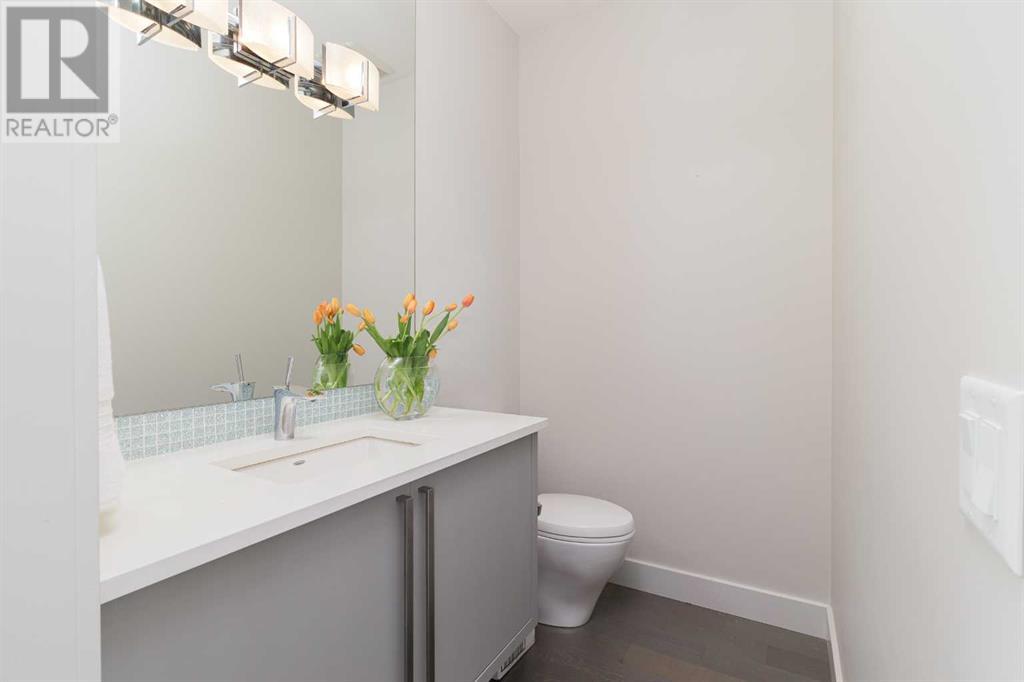 Single Family House for Sale in   Avenue SW Richmond Calgary 