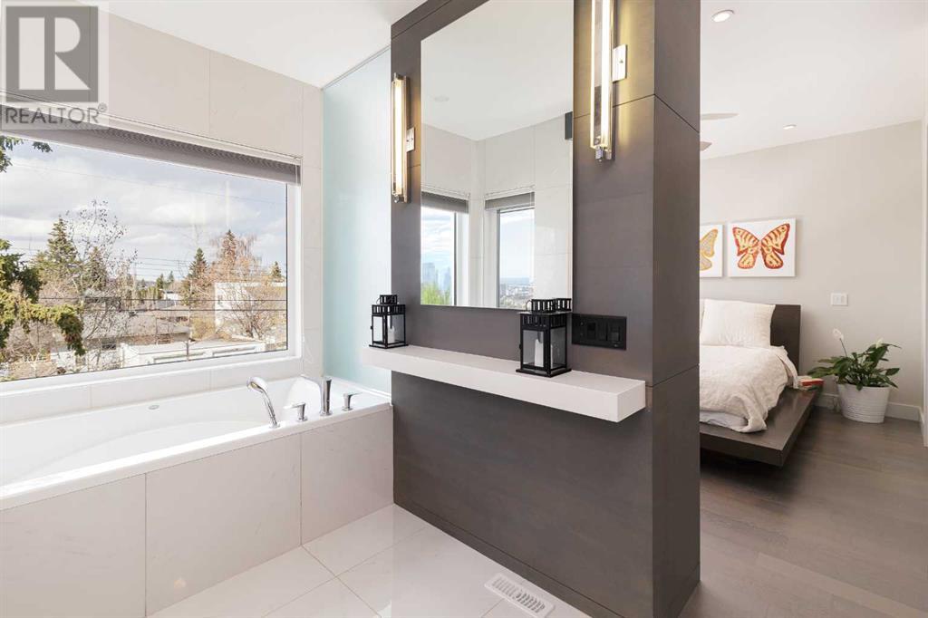 Single Family House for Sale in   Avenue SW Richmond Calgary 