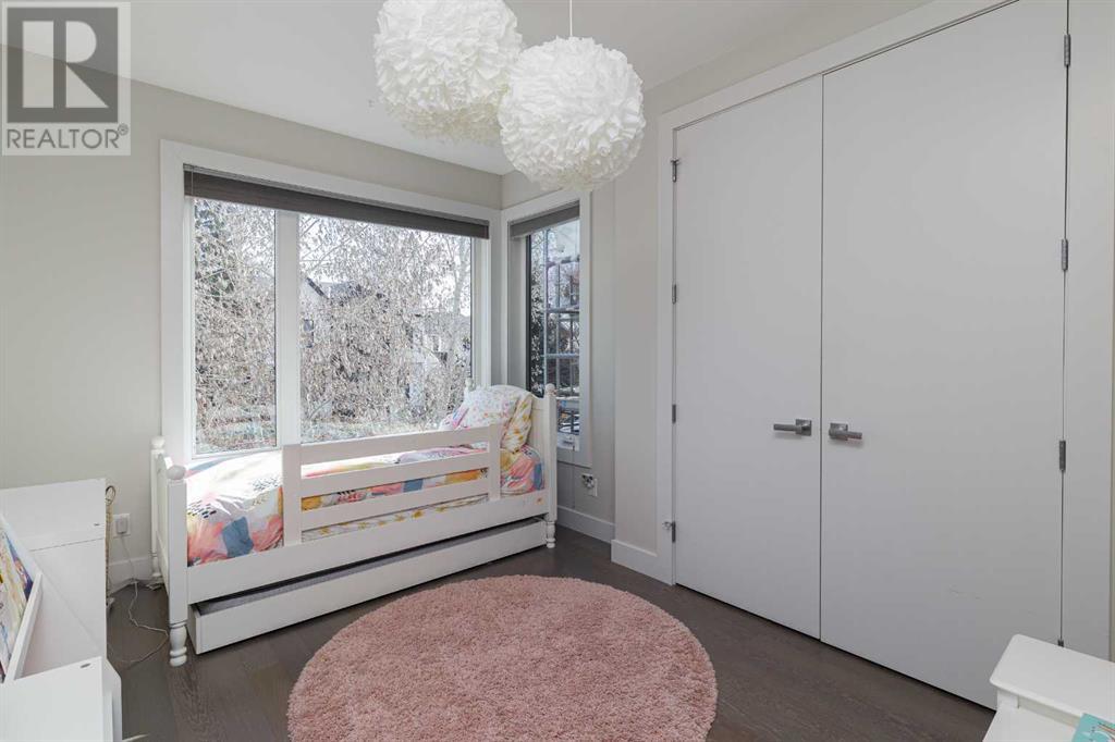 Single Family House for Sale in   Avenue SW Richmond Calgary 
