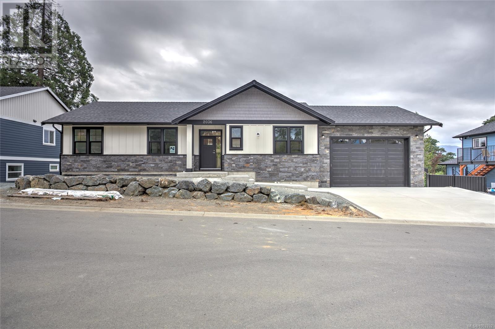 2036 Oakhill Pl, Duncan