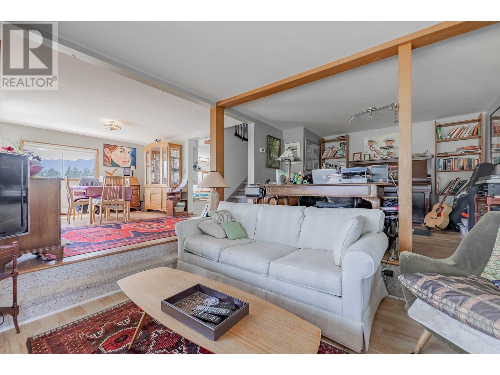 1012 11 Avenue, Invermere