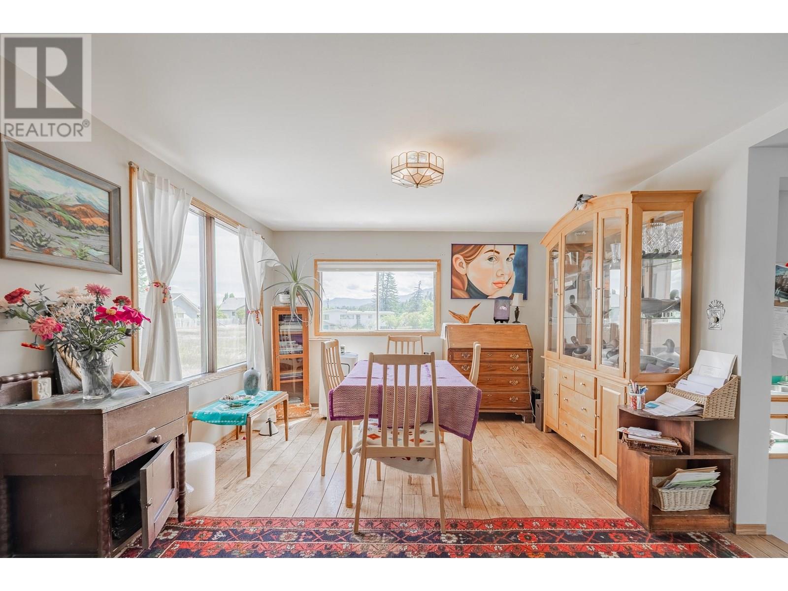 1012 11 Avenue, Invermere