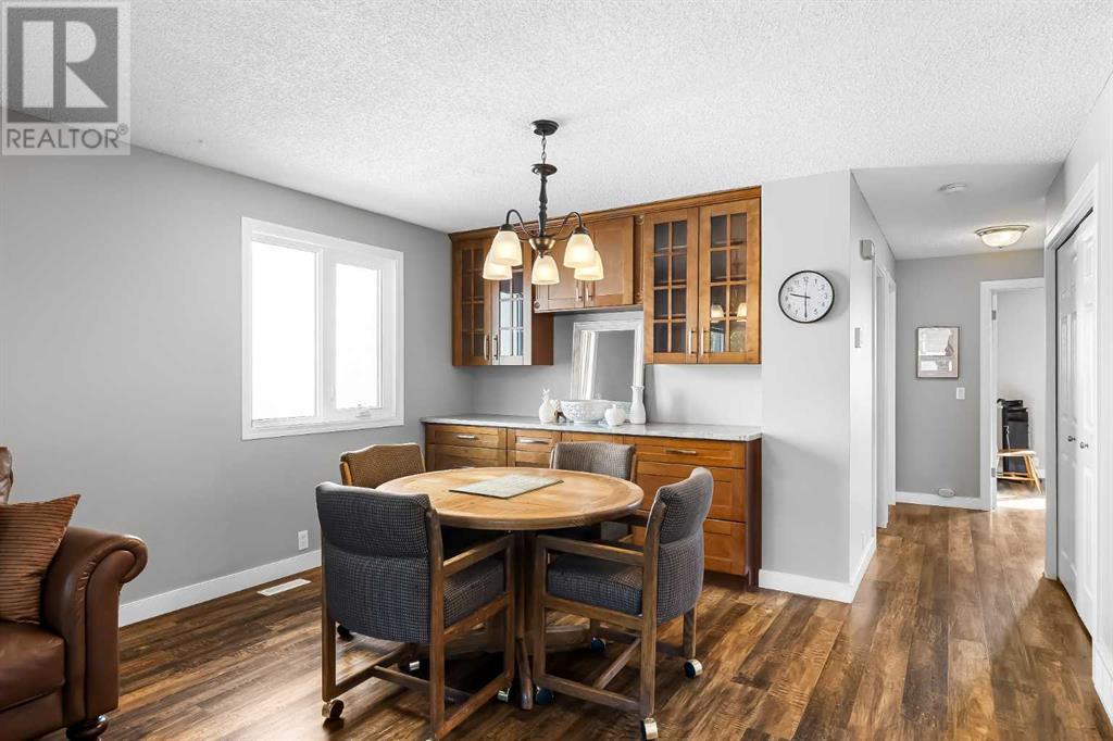 Single Family House Bungalow for Sale in  Macewan Glen Drive NW MacEwan Glen Calgary 