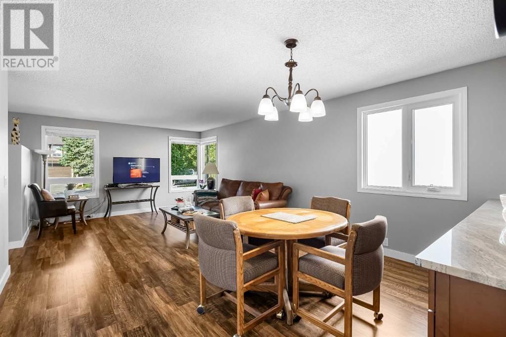 Single Family House Bungalow for Sale in  Macewan Glen Drive NW MacEwan Glen Calgary 