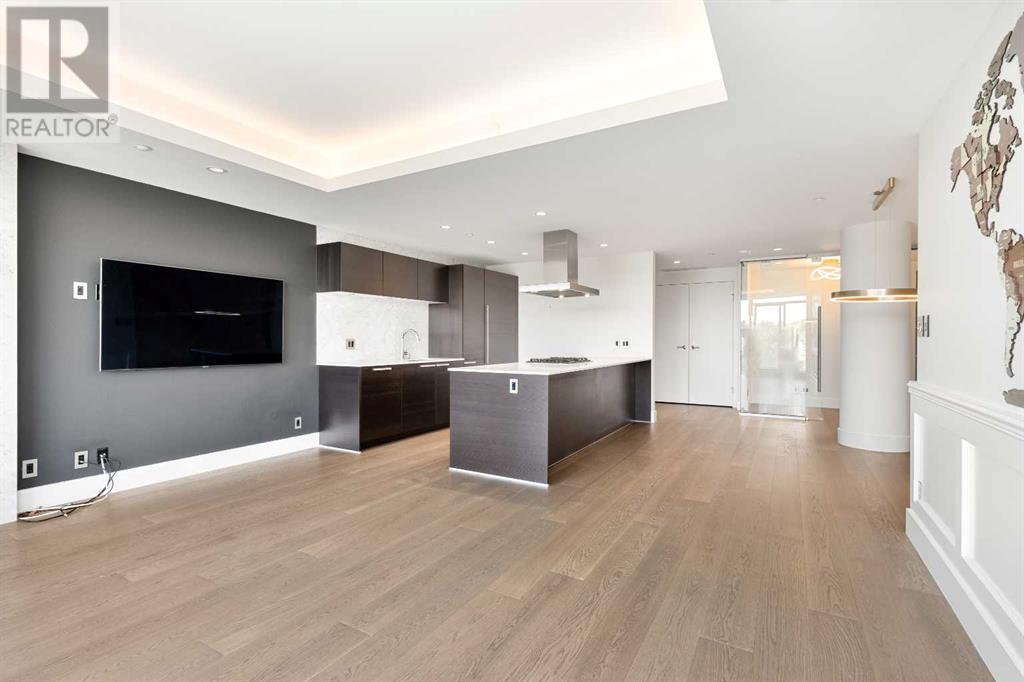 Single Family House for Sale in    Avenue SW Eau Claire Calgary 