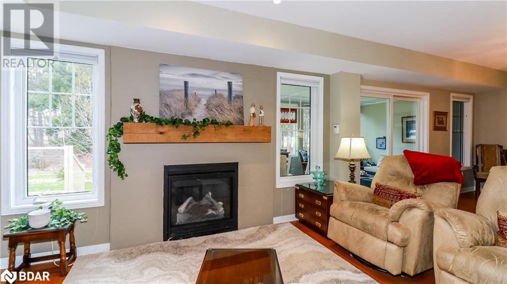 Photo 11 of 28 Masters Crescent, Port Severn ON