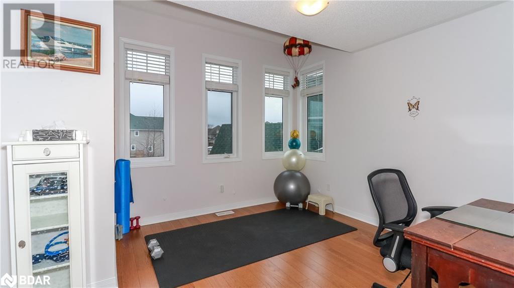 Photo 25 of 28 Masters Crescent, Port Severn ON