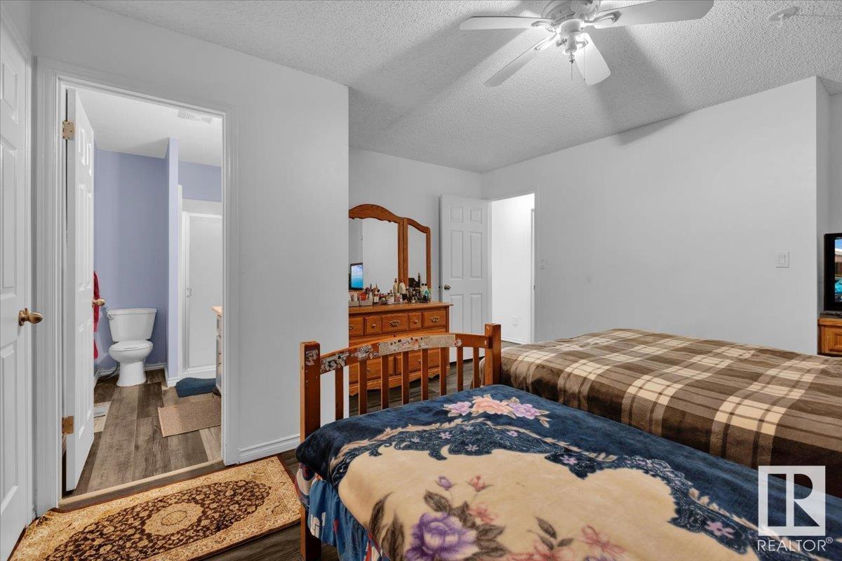 Photo 6 of 168 Warwick Cr Nw, Edmonton AB
