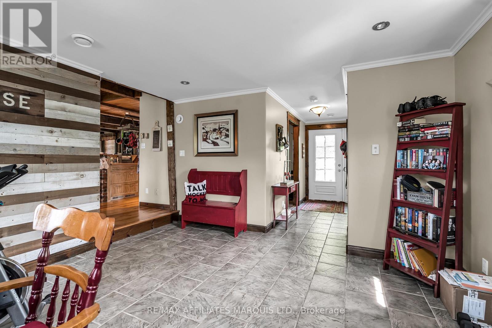 Photo 15 of 18561 County Rd 19 Road, South Glengarry ON