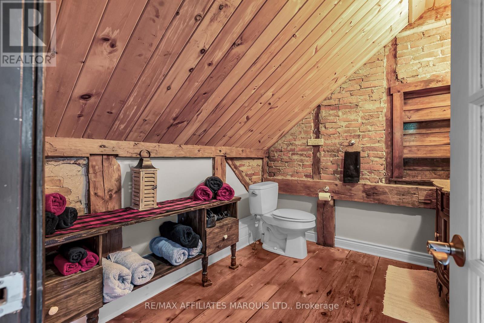 Photo 31 of 18561 County Rd 19 Road, South Glengarry ON