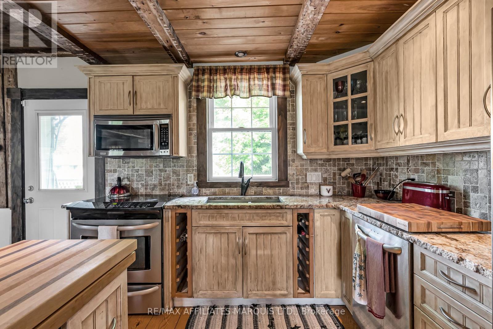 Photo 10 of 18561 County Rd 19 Road, South Glengarry ON