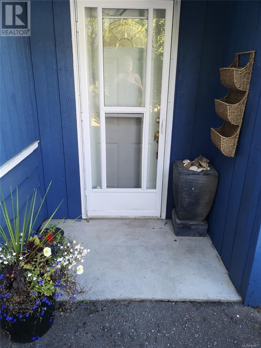 3025 Cobble Hill Rd, Mill Bay
