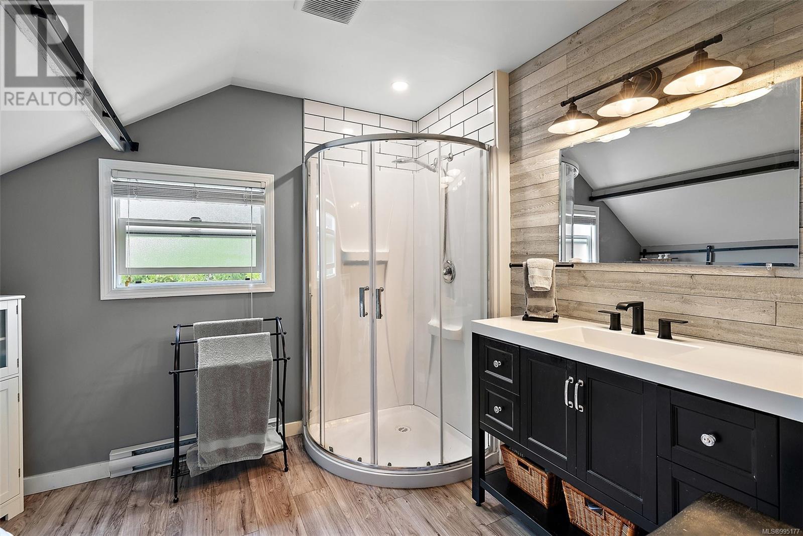 3025 Cobble Hill Rd, Mill Bay