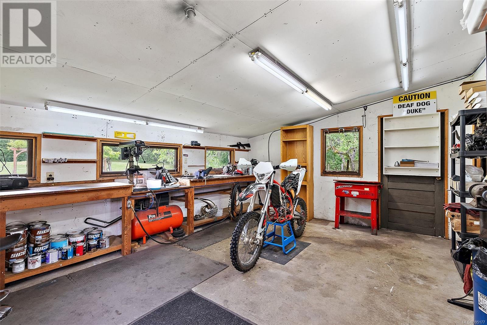 3025 Cobble Hill Rd, Mill Bay