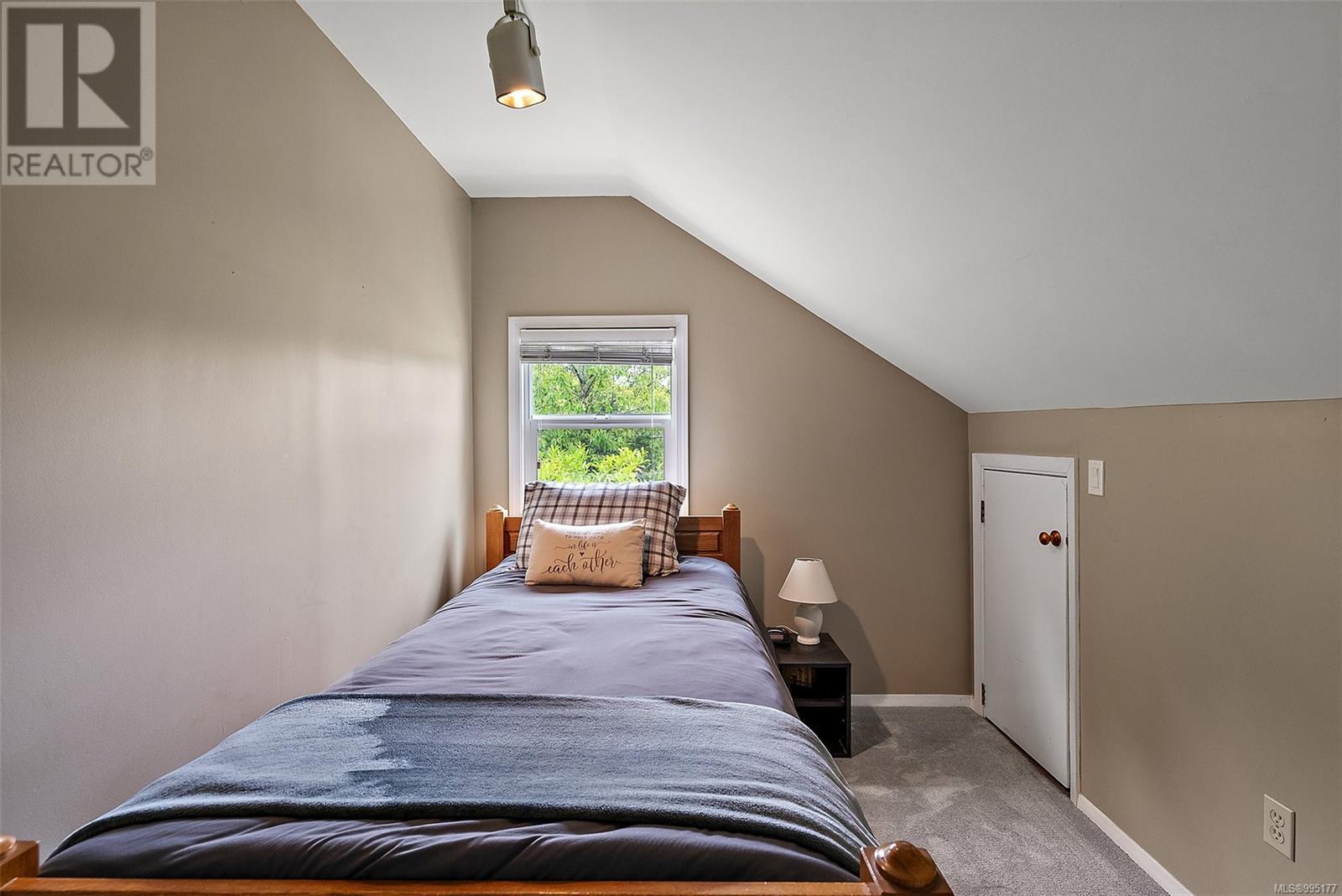 3025 Cobble Hill Rd, Mill Bay