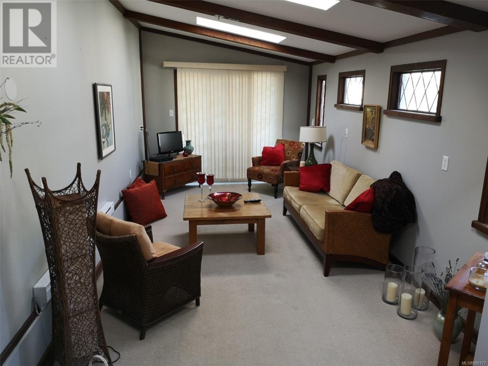 3025 Cobble Hill Rd, Mill Bay