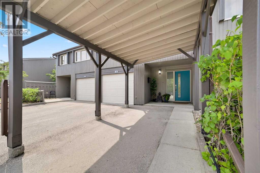 Single Family House 5 Level for Sale in   Oakmoor Drive SW Palliser Calgary 