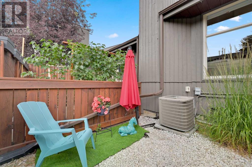 Single Family House 5 Level for Sale in   Oakmoor Drive SW Palliser Calgary 