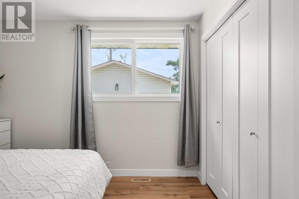 Single Family House Bungalow for Sale in  Bracewood Road SW Braeside Calgary 