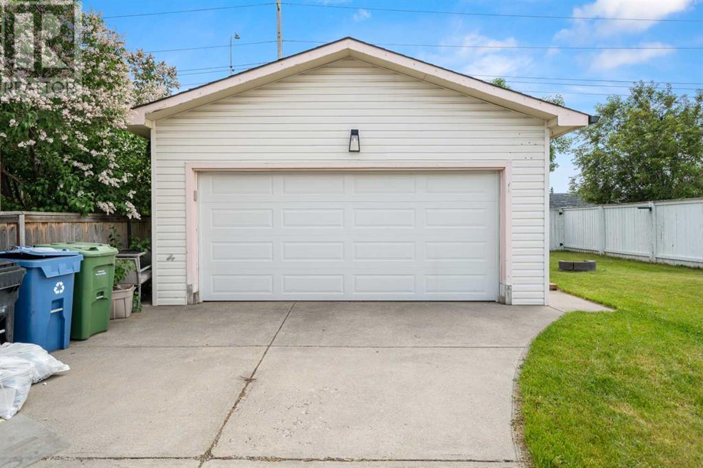 Single Family House Bungalow for Sale in  Bracewood Road SW Braeside Calgary 