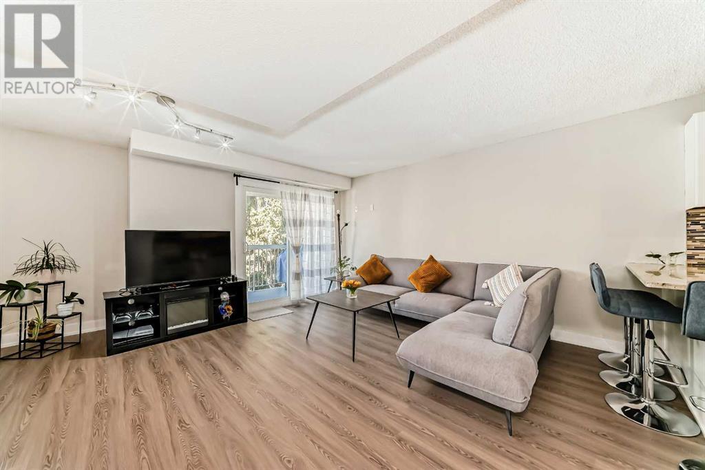 Single Family House for Sale in    Street SW Glenbrook Calgary 