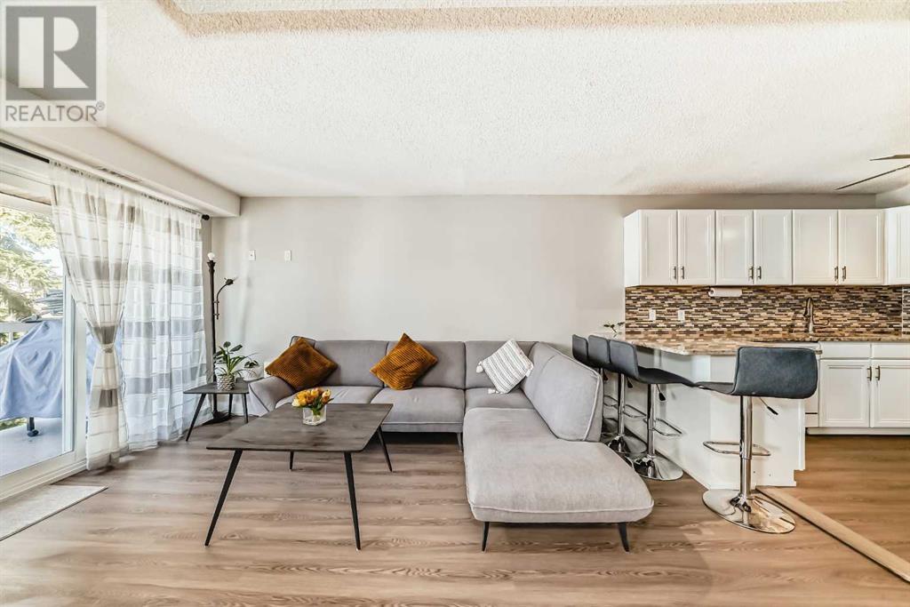 Single Family House for Sale in    Street SW Glenbrook Calgary 