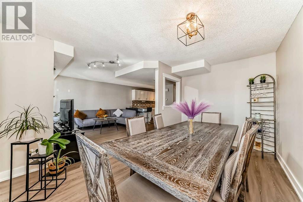 Single Family House for Sale in    Street SW Glenbrook Calgary 