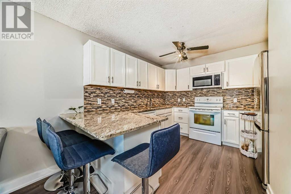 Single Family House for Sale in    Street SW Glenbrook Calgary 