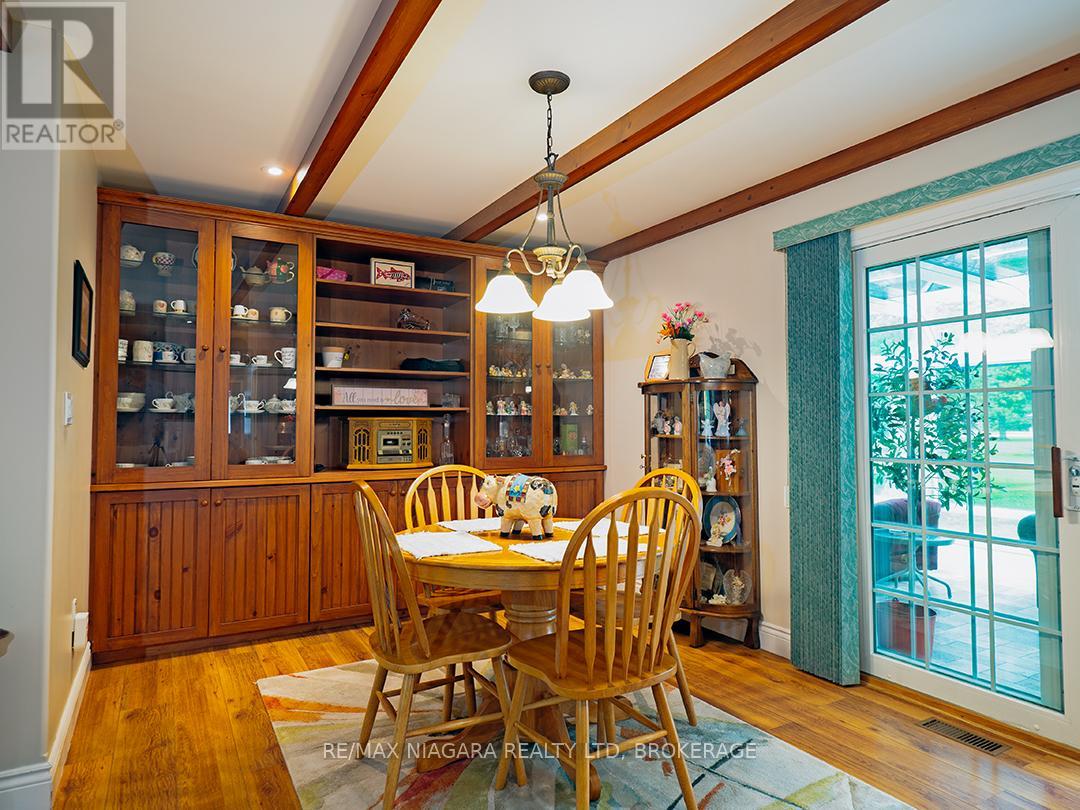 Photo 9 of 633 Wyldewood Road, Port Colborne ON