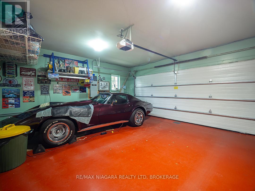 Photo 10 of 633 Wyldewood Road, Port Colborne ON