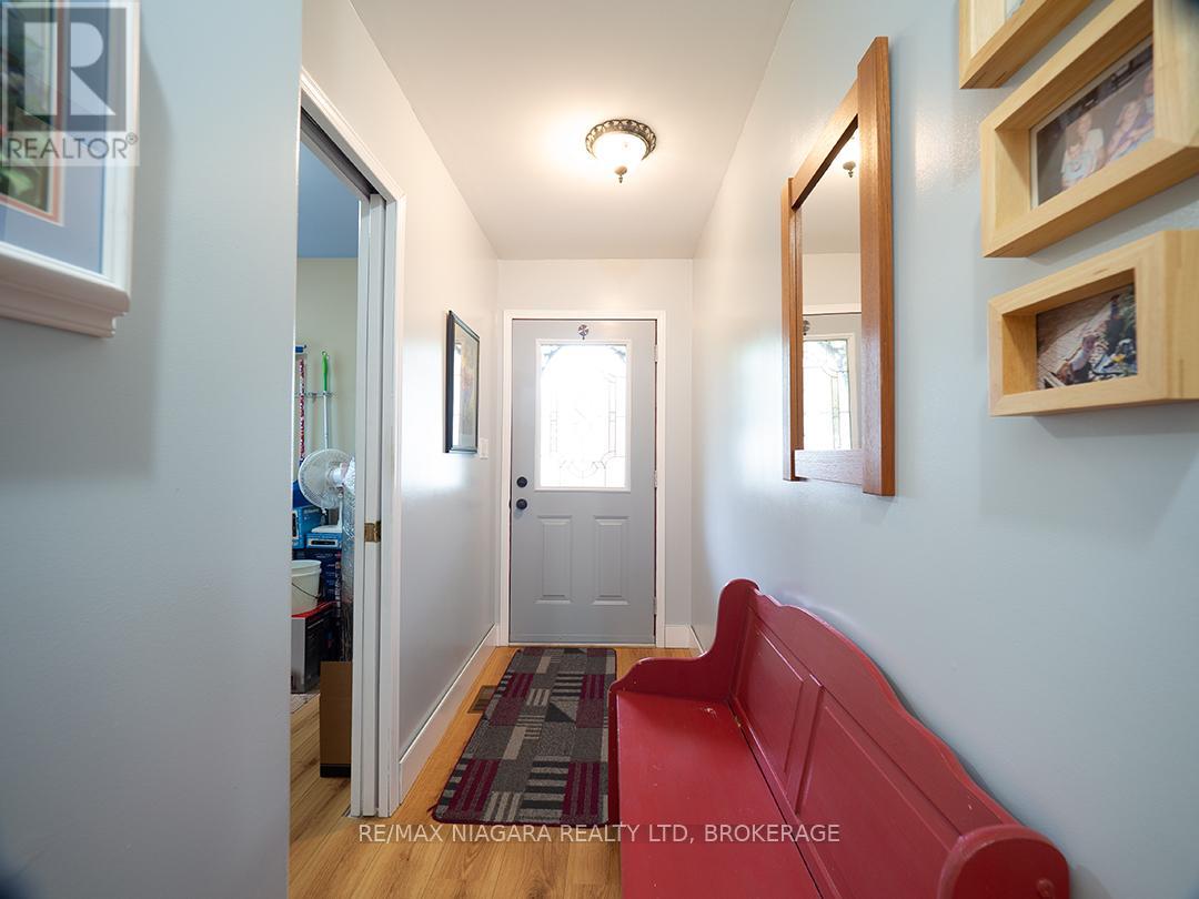 Photo 7 of 633 Wyldewood Road, Port Colborne ON