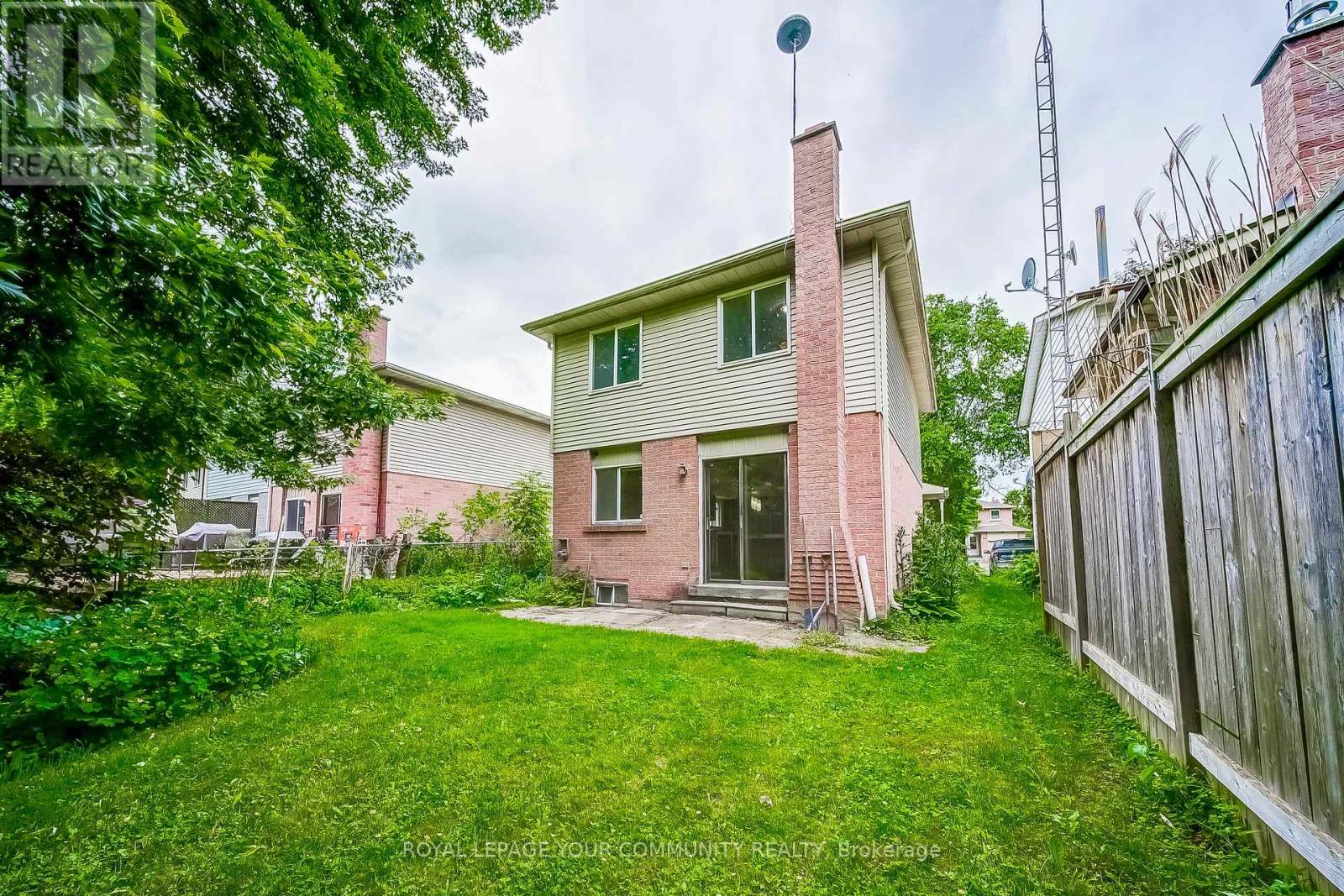 Photo 17 of 69 Daniele Avenue, New Tecumseth ON