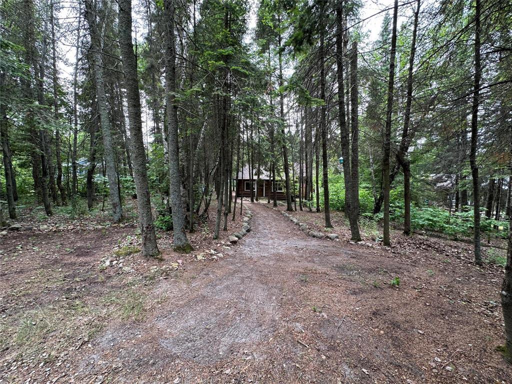 Photo 18 of 312 3rd Avenue, Victoria Beach MB